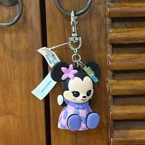 DISNEY AULANI - Minnie Mouse wishable rubber key ring